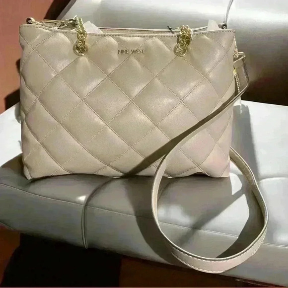 Nine West Handbags - Nine West Quilted Shoulder Bag